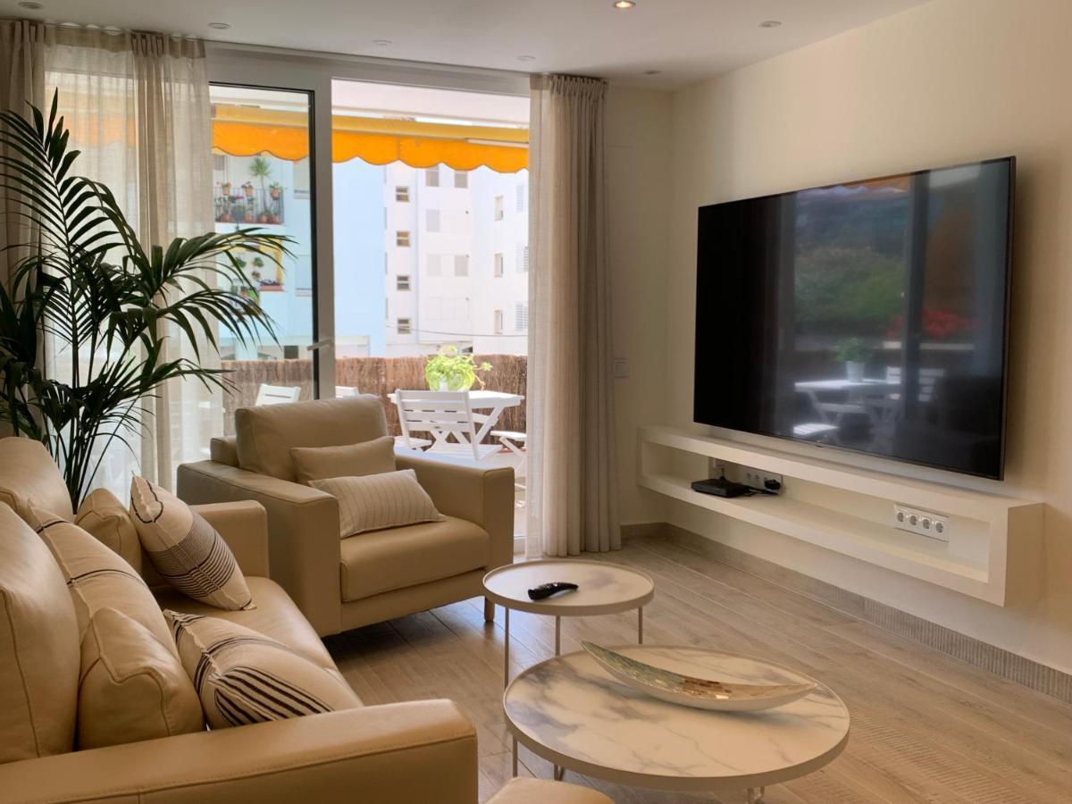 Sitges Spaces Oasis Suites- 4 Bedroom, 4 Ensuite Bathrooms, Terrace, Pool, Sitges Centre Екстер'єр фото